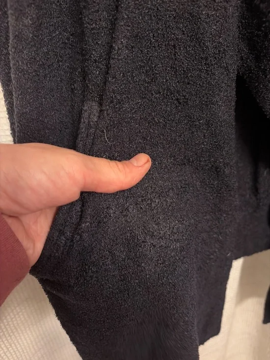 Never worn Barefoot Dreams leisure set - Picture 3 of 8